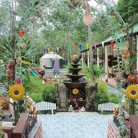 Soodsoi Resort Phuket Exterior photo