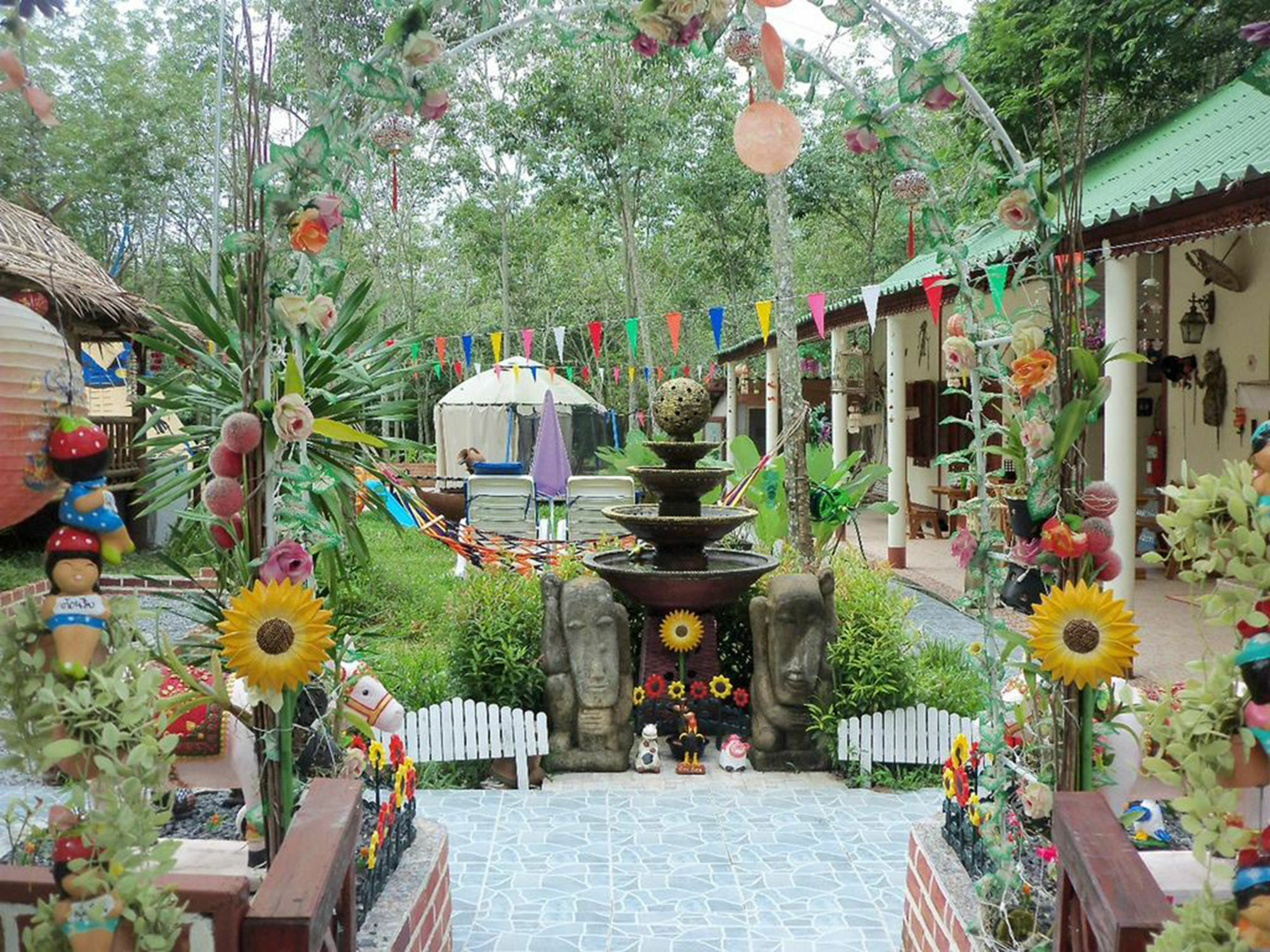 Soodsoi Resort Phuket Exterior photo