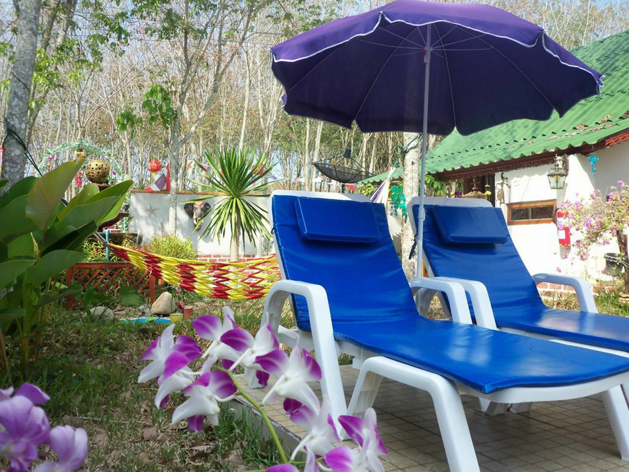 Soodsoi Resort Phuket Exterior photo